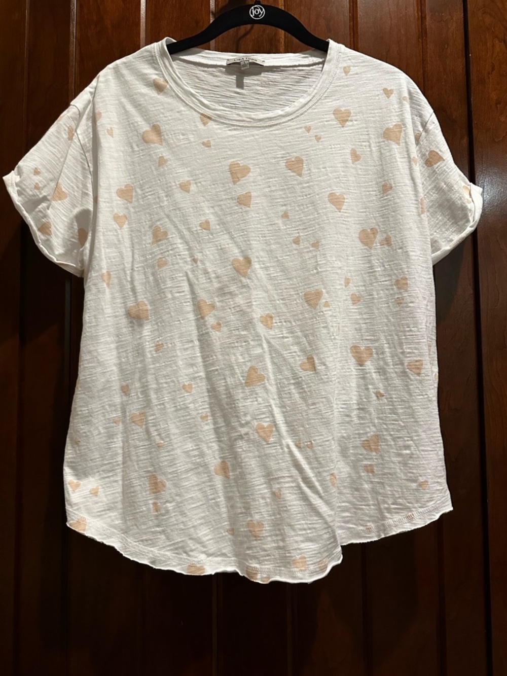Lisa Todd White Short-Sleeve Tee with Tan Hearts Size Large GREAT CONDITION